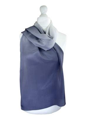 Ręcznie cieniowany szal 752/255